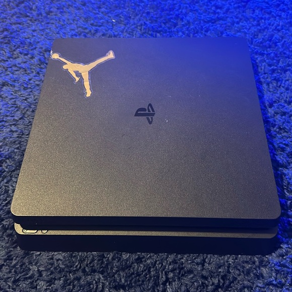 PlayStation 4